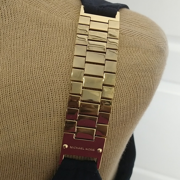 MICHAEL Michael Kors Sleeveless Dress - Picture 6 of 9